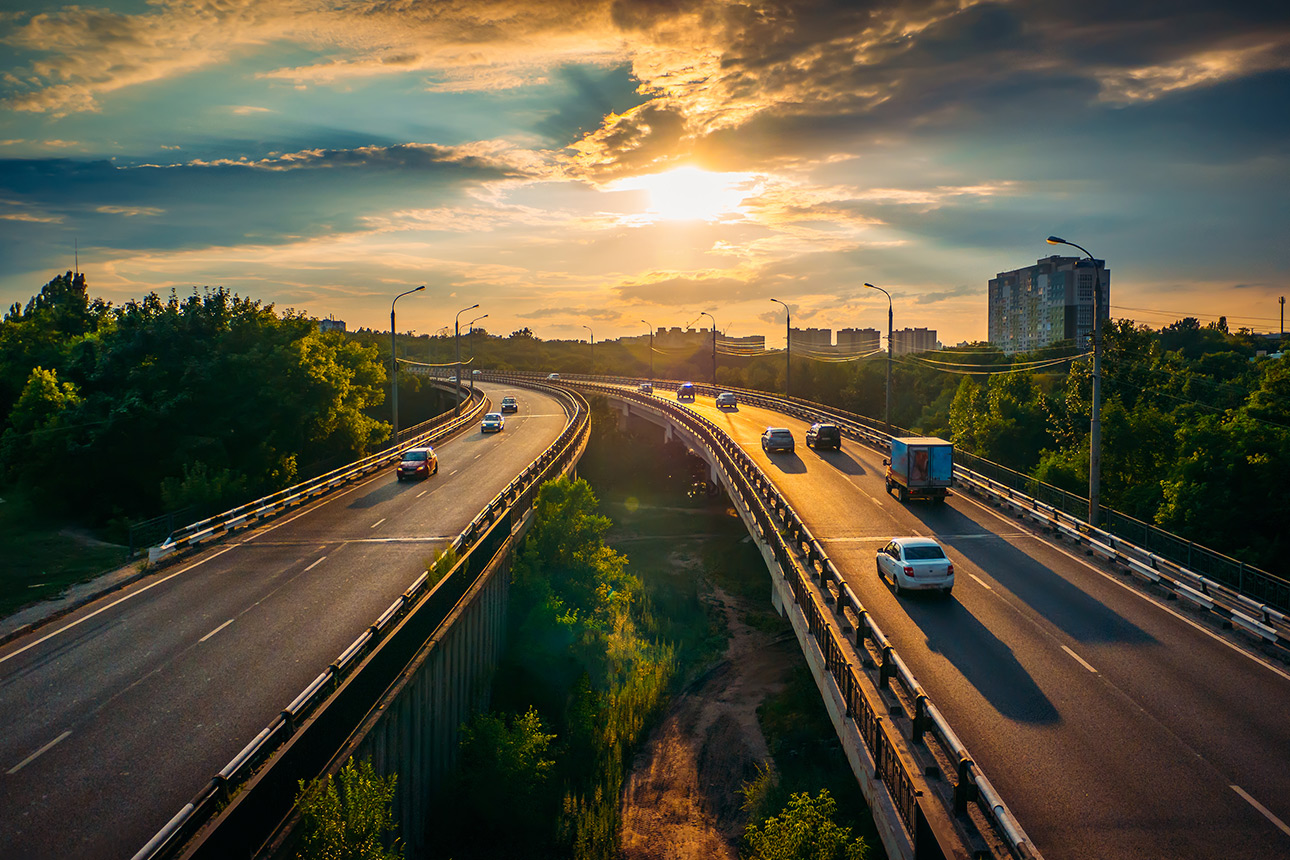 The priority task for SIBUR leadership is to provide high-quality polymer products which cover all the needs of the Russian road construction industry on competitive terms. 