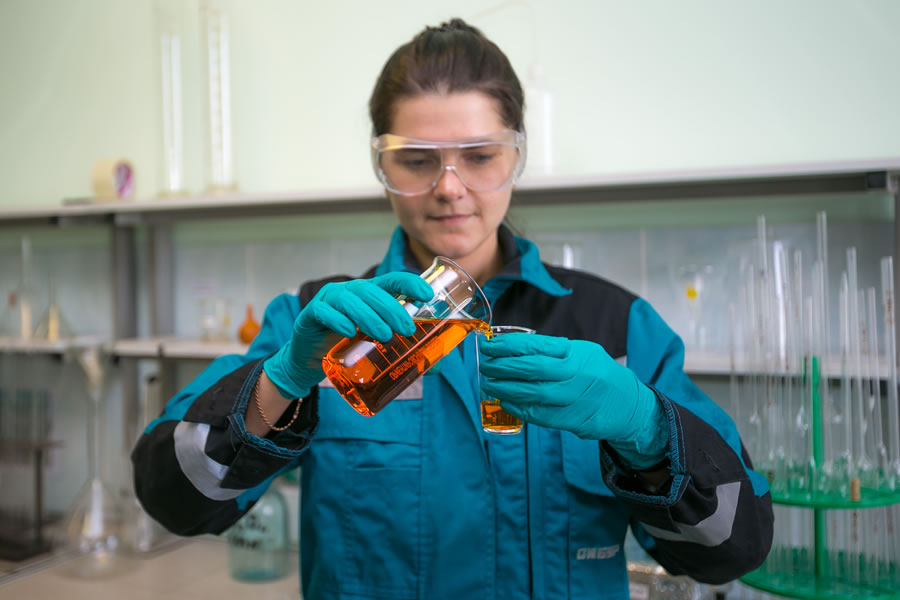 Right now, the Krasnoyarsk Synthetic Rubber Plant continues to implement a new high-performance technology to meet the growing demand of the domestic healthcare sector. 