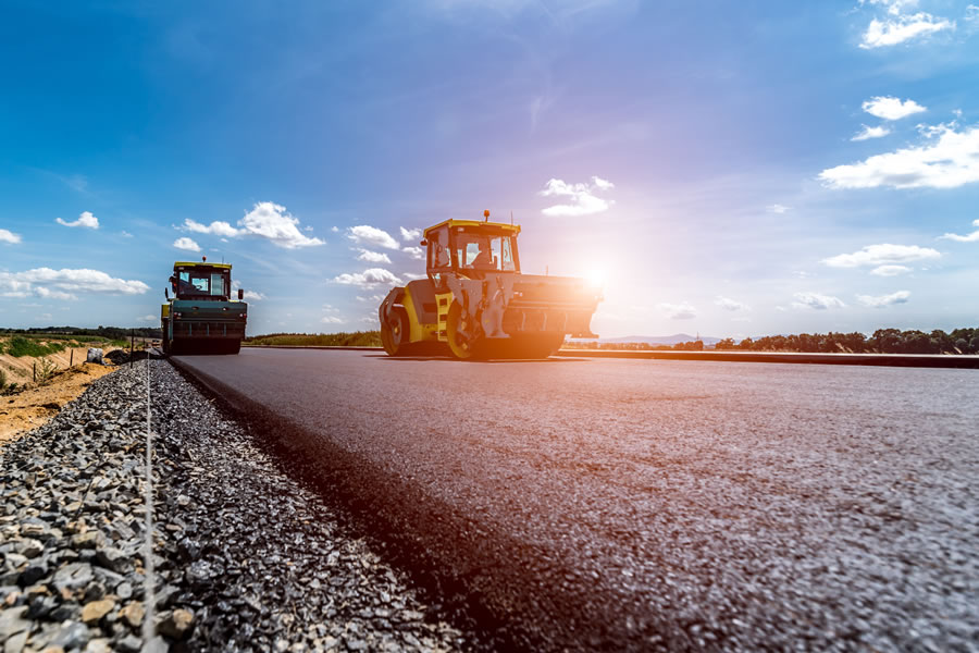 SIBUR supports the Safe and High-Quality Roads national project providing construction workers with SBS polymers to make modified bitumen. 